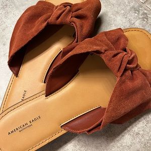 American Eagle bow sandals